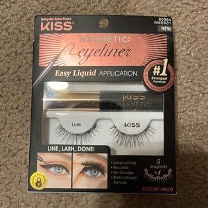KISS eyelashes and eyeliner